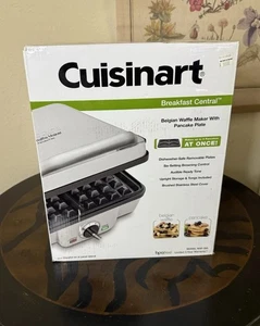 New Cuisinart Belgian Waffle Maker With Pancake Plate Breakfast Central WAF-300 - Picture 1 of 6