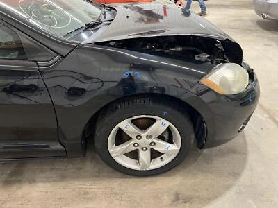 06-12 MITSUBISHI ECLIPSE ПАССАЖИРСКОЕ ПРАВОЕ ПЕРЕДНЕЕ КРЫЛО KALAPANA ЧЕРНОЕ X13 - Изображение 1 из 4