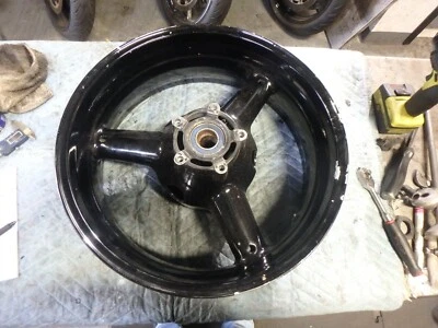 RUEDA TRASERA SUZUKI HAYABUSA / GSXR 750 / TLR, LLANTA SUZUKI, RECTA 10/20/20 Foto 1 de 4