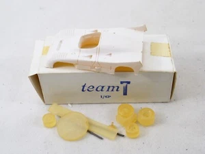 TEAM T n° 062 GULF GR 8 1975 kit résine 1/43 jamais monté - Picture 1 of 11