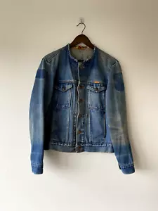 1980's Vintage Rustler Denim Jacket WW2 Patches Unique History Sun Faded sz M - Picture 1 of 12