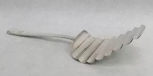 SERVIDOR DE ESPÁRRAGOS EN FORMA DE GOFRE 9" PLATA .800 ALEMÁN DE COLECCIÓN MASIVO - Imagen 1 de 5
