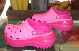 Classic Crocs Mega Crush Clogs Juicy Pink Size Fits - M7 - W9 - Picture 1 of 7