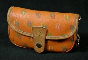 Dooney & Bourke Orange Vegan Logo Wristlet - Picture 1 of 6