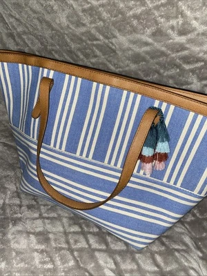 Bolso de Mano Fossil Jeanne Beach Lona Azul Rayas Grande Cuero Imán Cierre RARO Foto 1 de 4