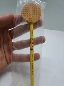 Vintage Eggo Pencil, Back To School, Waffle Eraser, RARE, Stranger Things - Picture 1 of 6
