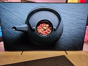 TV OLED 4K 65 pollici Philips con ambilight - Foto 1 di 10