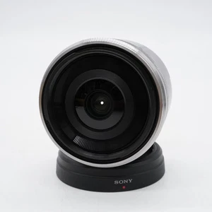 Sony SEL Objektiv 30 mm f/3,5 asphärisch ED Macro für E-Mount – SEL30M35 - Bild 1 von 5