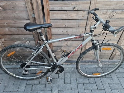 Bergamont Trekking Fahrrad 28 Zoll - Bild 1 von 4