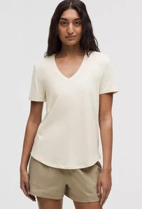 Lululemon Love Short Sleeve V-Neck Pima Ivory T-Shirt Women’s Size 14 NWT - Picture 1 of 8