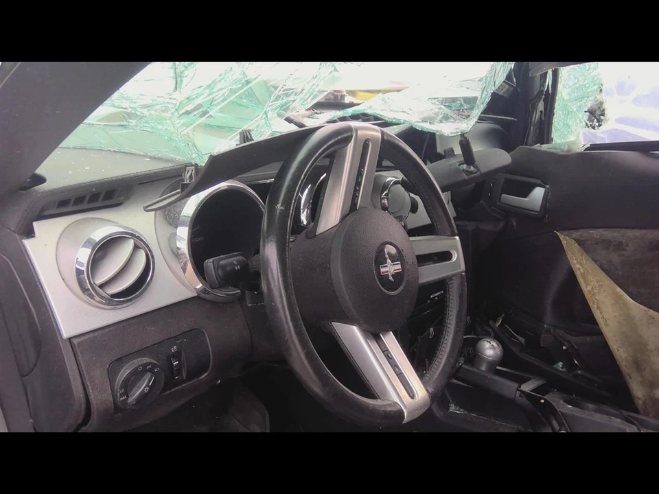 Ford Mustang 2005 2006 2007 2008 2009 columna de dirección cambio de piso  Foto 1 de 4