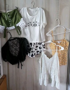 LOT Women's Summer Tops and PJs Size Medium and Large Mixed Brands Romwe Monteau - Picture 1 of 16