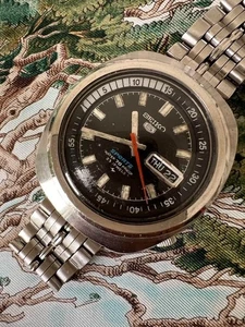 Seiko 5126-6010 - Picture 1 of 5