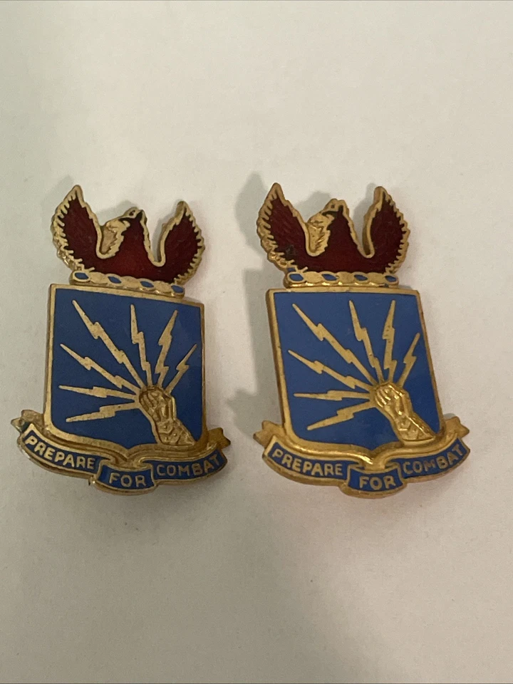 WW2 US Army Air Force Training Center Collar Insignia Pin Sterling - Image 1 of 2