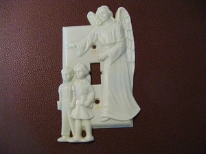 Vintage Guardian Angel with Children Light Switch Plate Cover Hartland Plastics - Picture 1 of 2