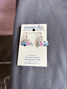 Sienna Sky Earrings Retro Camper Pink - Picture 1 of 3