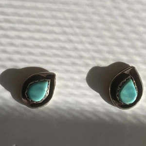 Vintage Sterling Silver Tear Turquoise Stud Earrings Shadow Box Native American - Picture 1 of 14
