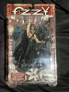 RARA action figure McFarlane Toys Ozzy Osbourne Ultra senza testa Bat Doves 1999 - Foto 1 di 19