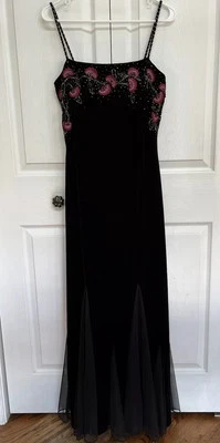 XSCAPE Joanna Chen 女式黑色天鹅绒雪纺刺绣礼服 14 晚礼服 — 第 1/4 张图片