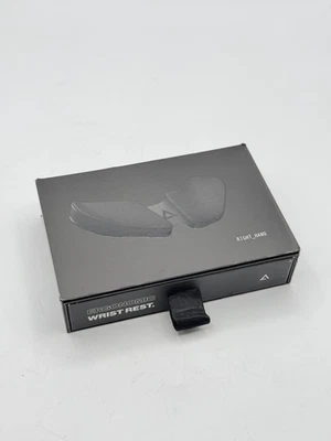 DELTAHUB Carpio 2.0 Ergonomic Wrist Rest, Right Handed, Black, Large - Image 1 of 4