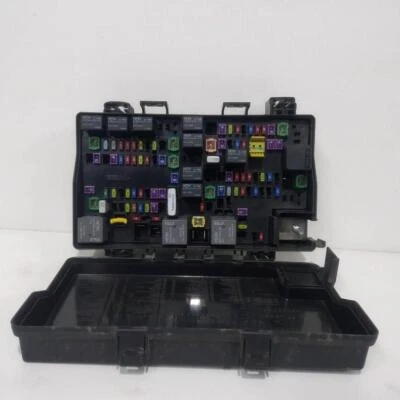 16238DA Porta Fusibili per JEEP GRAND CHEROKEE (WK) 6.4 V8 HEMI SRT 2013 3570321 - Immagine 1 di 4