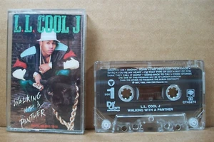 L.L. Cool J - Walking With A Panther (Cassette, 1989, Columbia) OCT 45274 ~ NM - Foto 1 di 9