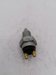 INTERRUTTORE LUCE RETROMARCIA ORIGINALE FORD SIERRA ESCORT ORION TRANSIT CAPRI - Imagen 1 de 3