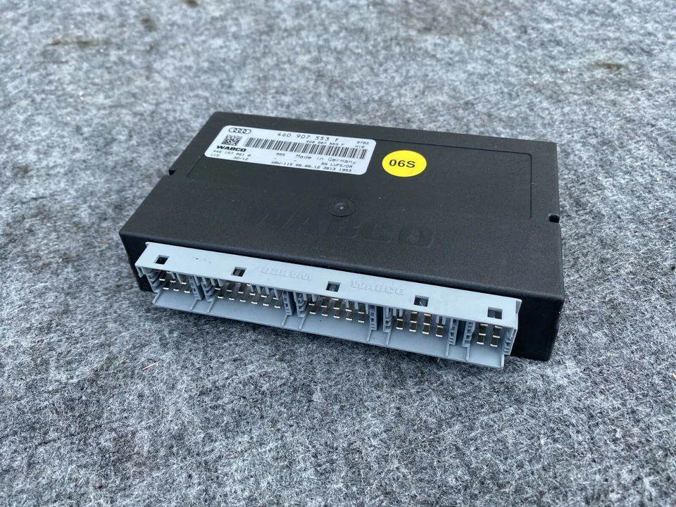 SELF LEVELING ADAPTIVE AIR SUSPENSION MODULE AUDI S6 A6 S7 C7 S8 OEM 13-17 - Image 1 of 4