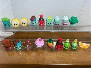 Konvolut 18 Shopkins - gemischte Jahreszeiten - mit QR Code - Bild 1 von 9