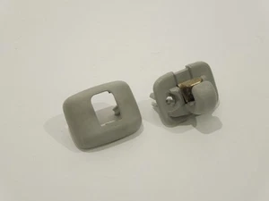 Audi A4 B6 A3 8P Silver Sun Visor Hook Clip 8E0857562 - Picture 1 of 9