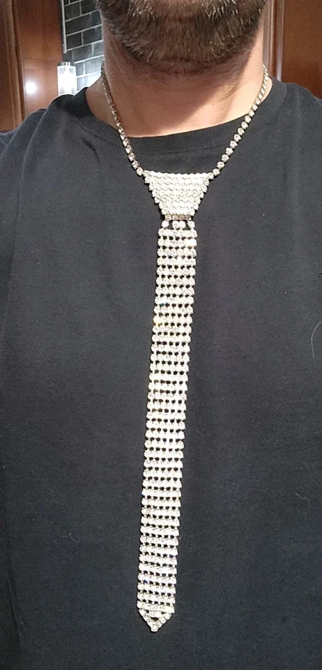 Divertido Collar de Cristal Corbata de Negocios Joyería de Nochevieja Navidad Foto 1 de 4