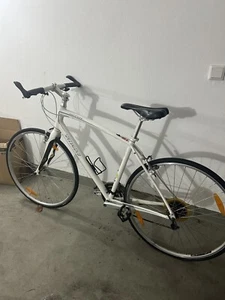 Specialized Sirrus Fahrrad - Bild 1 von 3