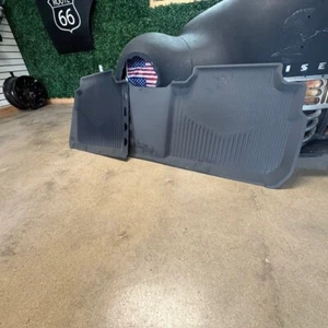 2020-2024 Cadillac XT6 2nd Row Floor Liners 84988004 Dark Atmosphere OEM $ - Picture 1 of 3
