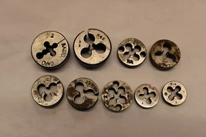 x9 Off 2BA Stanzformen verschiedene Durchmesser Splitmatrizen Knopfstanzformen Gewinde gebraucht - Bild 1 von 1