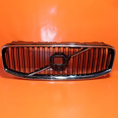 Grelha VOLVO XC60 2022 2023 2024 32291019 FABRICANTE DE EQUIPAMENTO ORIGINAL - Imagem 1 de 4