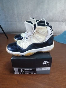 Original 1995 Air Jordan White Black - DK Concord Size 5Y WITH ORIGINAL BOX - Picture 1 of 13
