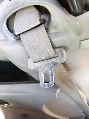 1993 GEO METRO CONV CONJUNTO DE CINTO DE SEGURANÇA DIANTEIRO ESQUERDO LF Driver Side conversível. - Imagem 1 de 4