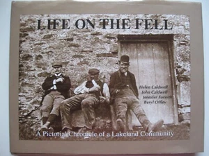 Buch; Leben auf dem Fell (Cartmel Fell und Umgebung) von verschiedenen Autoren - Bild 1 von 6