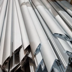 Marco a presión de aluminio sección 1" construye tu propio 873 mm o 927 mm o corta a la longitud - Imagen 1 de 8