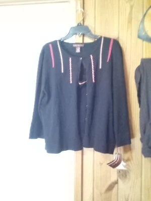 Bandolino Women's Black With Red And Beige XL Cardigan W Twin L Tank - Image 1 of 4