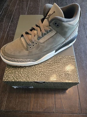 Nike Air Jordan 3 Retro. Oliva/Sequoya mediana. Talla 10,5.  Nuevo en caja. Foto 1 de 4