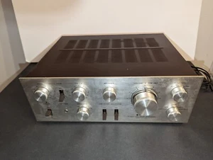 Sanyo DCA-1001 Amplificatore integrato - Foto 1 di 2