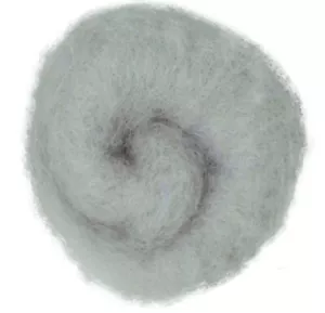 280g Maori DHG Carded Wool Batt Fibre Cloud Light Grey (The Felt Box) - Picture 1 of 4