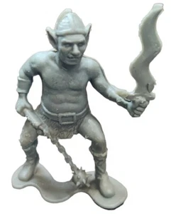 Figura de plástico ogro gris vintage de Dragonriders of the Styx - usada - Imagen 1 de 3