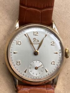 Vintage Mens Record  9 ct Gold Wrist Watch ( 1956 )