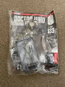 Eaglemoss Doctor Who figurine - #133: CYBERLEADER (the next doctor) - Foto 1 di 3