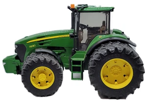 Bruder John Deere 7930 1:16 Farm Tractor - Picture 1 of 6