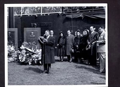 Babe Ruth Memorial Yankee Stadium 1949 Type 1 Press Photo Mrs. Ruth Thomas Dewey - Image 1 of 4