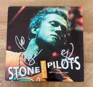 * STONE TEMPLE PILOTS * signed album * MTV UNPLUGGED 1993 * ROBERT, DEAN & ERIC - Picture 1 of 2