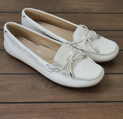 Michael Kors Talla 9.5 Sutton Cuero Mocasines Planos Marfil Beige Foto 1 de 4